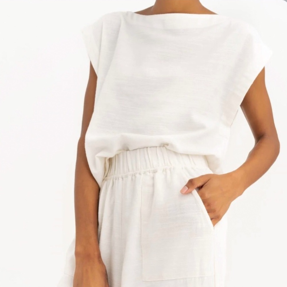 Tribe Alive ivory everyday top